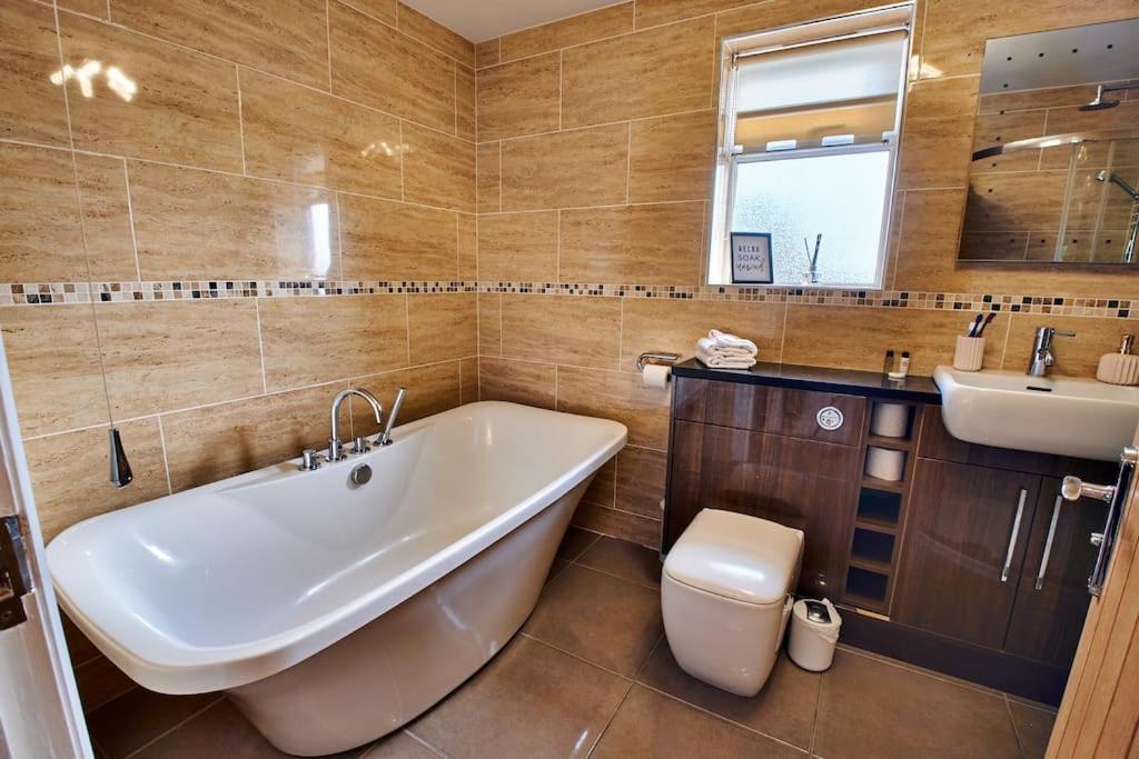 The Chase, Luxury Hot Tub Retreat, Pets Welcomed Dipton Buitenkant foto